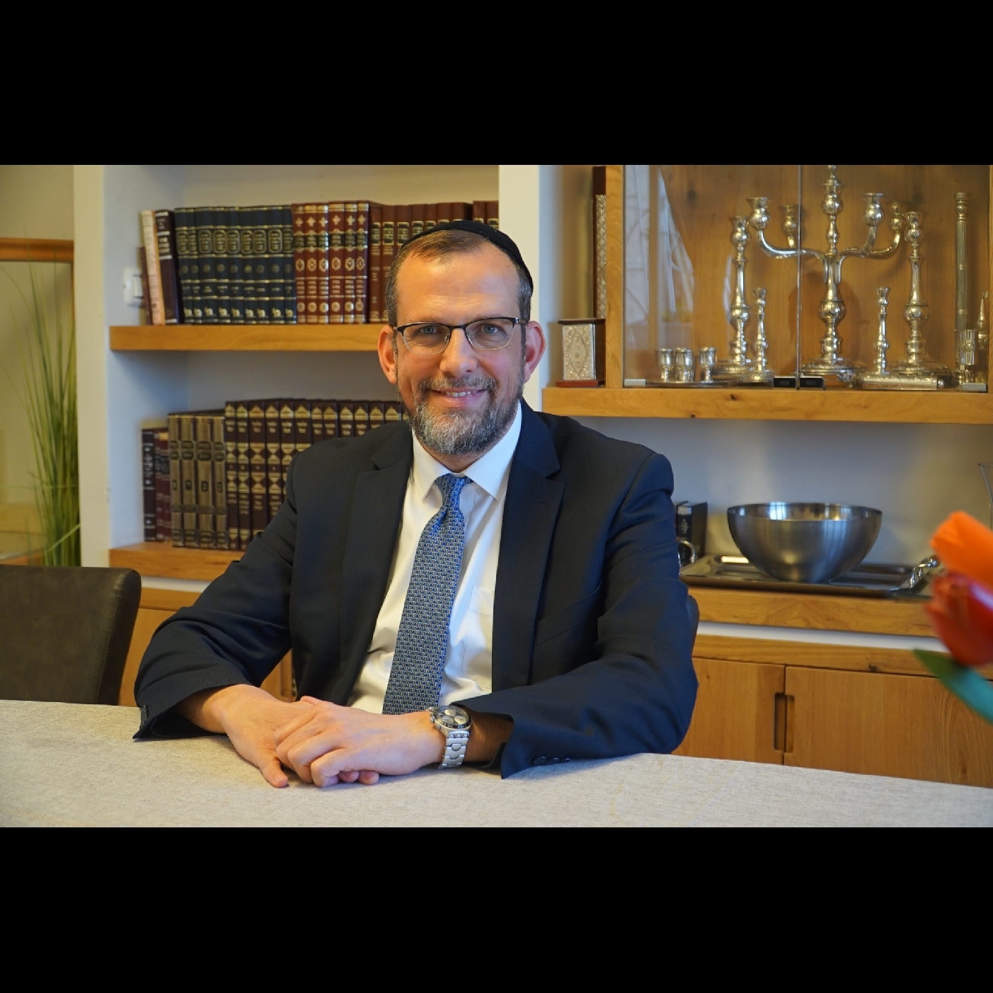 RAV ELIEZER STEINBERGER: Should non-learning Charedim enlist in the IDF? episode artwork