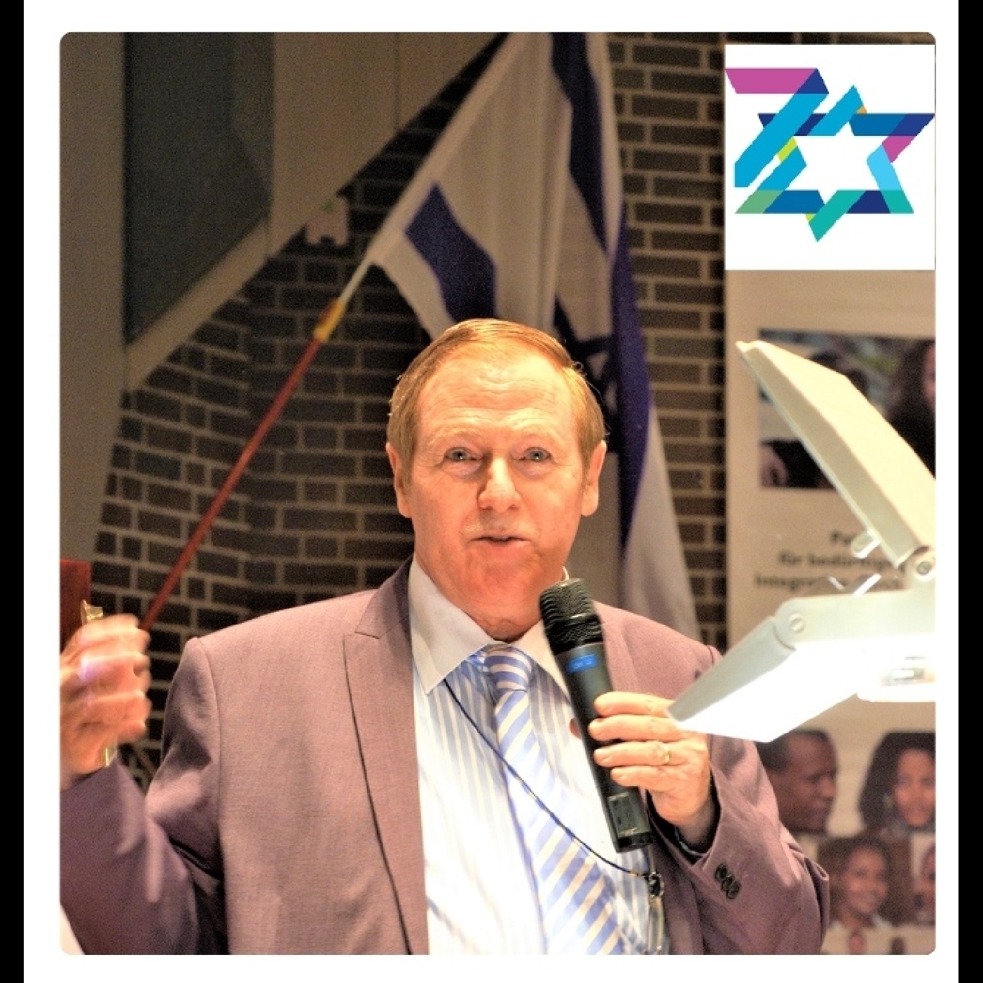 Episode Cover