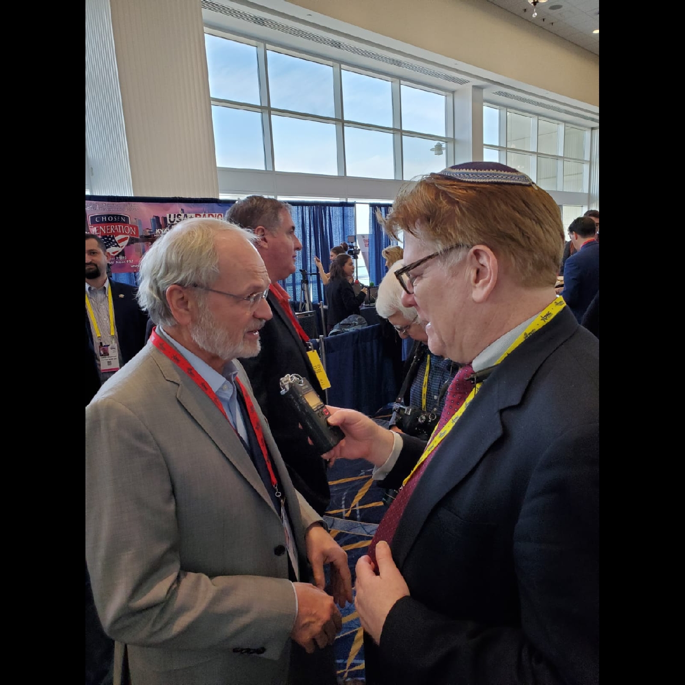 Talkline With Zev Brenner Podcast on The Talkline Network
