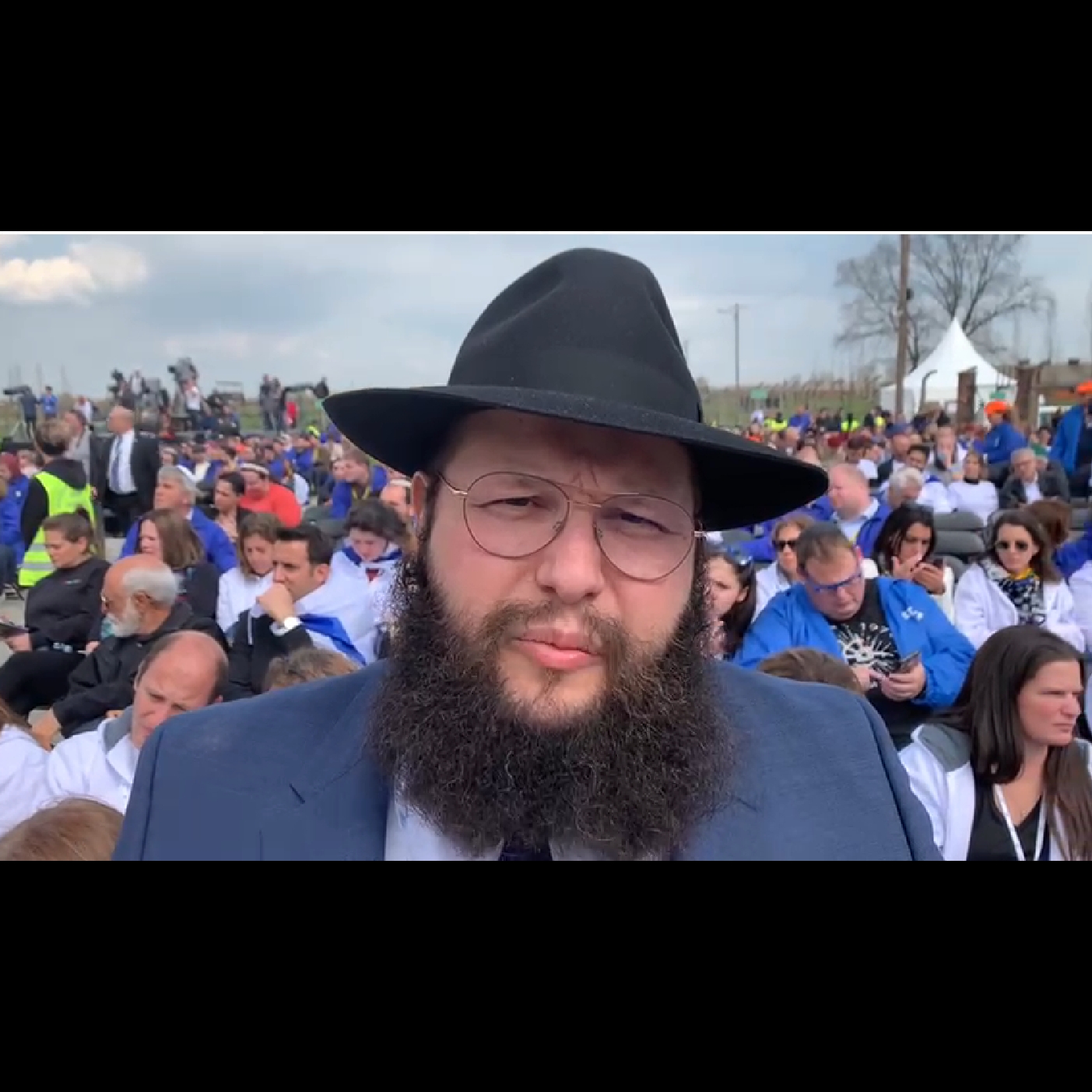 Talkline with Zev Brenner with Rabbi Shalom Ber Stambler of Chabad of Poland on his Auschwitz trip and taking care of Ukrainian Jewish refugees