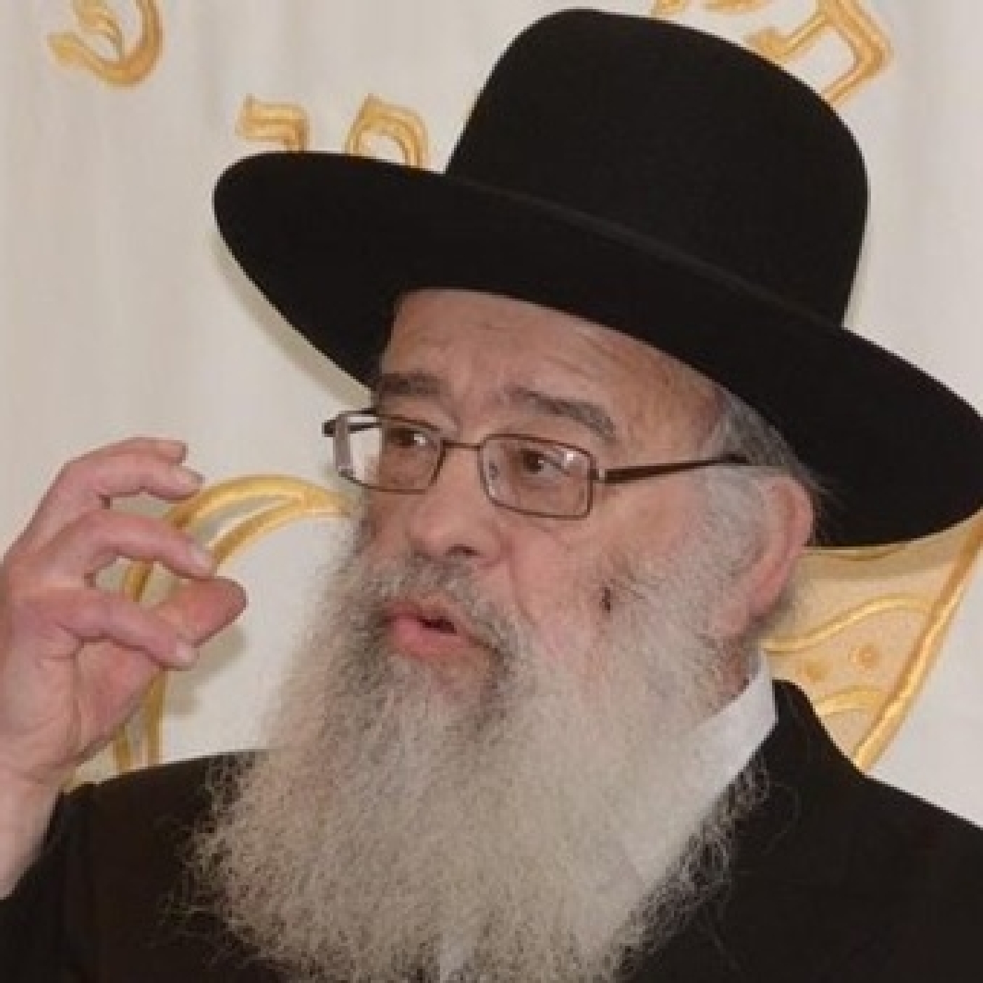 Tshuvos and Poskim-Changing your seat in Shul during the Aveilus Year-A Shiur In Badei HaShulchan  dedicated lielui Nishmas Rav Shraga Feivel Cohen Z'l-presented by his son Rav Avraham Yeshaya Cohen Shlita