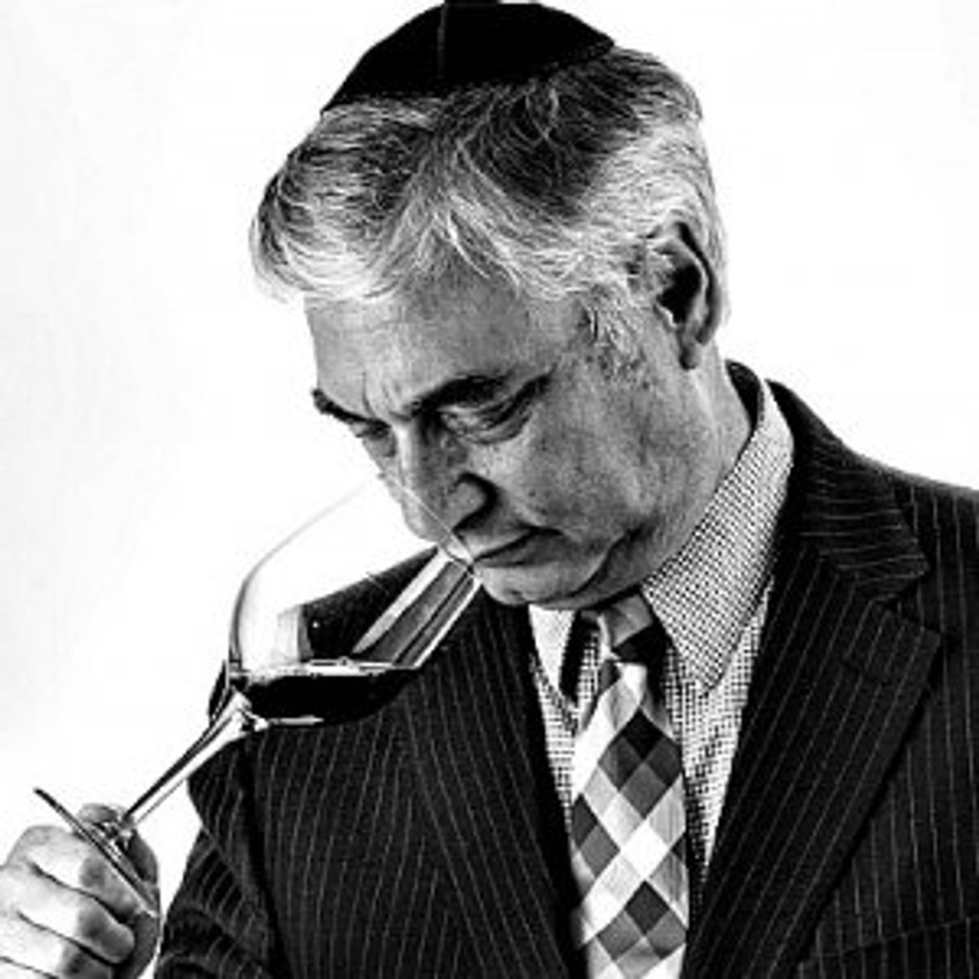 The Sommelier's Seder-An Educational,Logical,Current,(2025)Halachic Guide to your  Pesach Wine Choices with Kedem's Jay Buchsbaum
